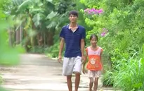 Xót xa 2 anh em sớm mất cả cha lẫn mẹ