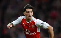 "Ngán ngẩm" vì Bellerin, Barca chuyển hướng sang Serie A