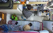 Cuộc sống trong những ngôi nhà siêu nhỏ tại Hong Kong (Trung Quốc)