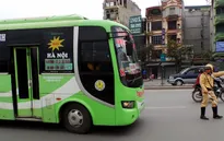 Xử lý hàng loạt xe khách vi phạm trên "điểm nóng" Đại lộ Thăng Long
