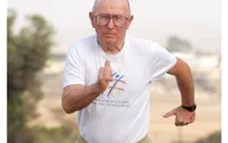 Kỷ lục đi bộ của cụ ông Israel 81 tuổi trong ngày sinh nhật