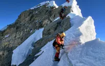 Nepal thắt chặt các biện pháp an ninh trên đỉnh Everest