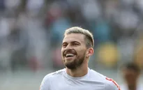 Man Utd vươn "vòi bạch tuộc" sang Brazil săn tiền vệ
