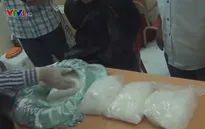 Triệt phá đường dây mua bán, vận chuyển ma túy đá vào Việt Nam