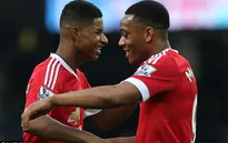Hàng công Man Utd khai hỏa đều đặn, Mourinho phải cảm ơn Van Gaal