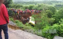 Tanzania: Tai nạn xe bus thảm khốc, gần 30 học sinh thiệt mạng