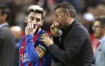 HLV Enrique muốn Barcelona phụ thuộc Messi dài dài