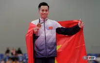 Lê Thanh Tùng giành hat-trick vàng cho TDDC Việt Nam
