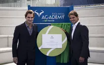 Federer muốn con theo học tại học viện của Nadal