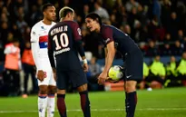 Bị cáo buộc xô xát với Neymar, Cavani chính thức lên tiếng