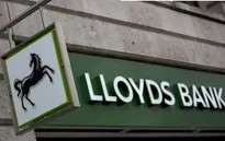 Anh bán toàn bộ cổ phần còn lại của Ngân hàng Lloyds