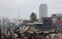 Khung cảnh hoang tàn sau vụ cháy 74 ngôi nhà ở Nha Trang