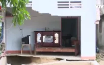 Nhiều hộ dân vùng lũ Bình Định không kịp xây nhà đón Tết