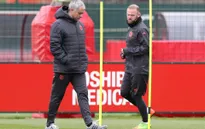 Man Utd sẽ dùng Wayne Rooney để "phá" Chelsea