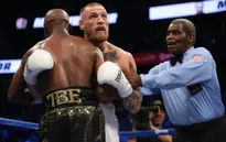 Thua Mayweather, McGregor bị cấm thi đấu 2 tháng