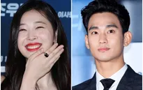 Sulli khoe dáng nuột, cười "thả ga" bên Kim Soo Hyun