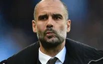 Pep Guardiola lại báo "tin buồn" cho Man City