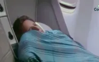 Đuổi việc cơ trưởng bỏ chuyến bay giữa chừng để ngủ