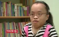 Nghị lực phi thường của cô bé bị nhiễm chất độc màu da cam