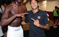 HLV Mourinho cử Pogba làm thuyết khách dụ Neymar về Man Utd