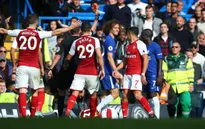 David Luiz vào bóng rợn người, Conte vẫn… kêu oan