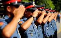 Philippines: Sa thải gần 100 cảnh sát do sử dụng ma túy