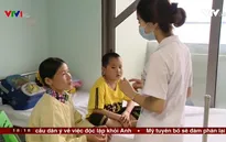 Xót xa cảnh gia đình phải bán nhà điều trị ung thư cho con