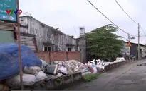 TP.HCM: Nguy cơ dịch bệnh, cháy nổ từ bãi phế liệu trong khu dân cư