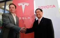 Toyota "chia tay" Tesla để tự thân phát triển xe điện