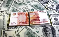 Đồng Ruble giảm xuống mức thấp nhất trong 4 tháng