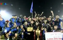 VIDEO: CLB Quảng Nam nâng cao cúp vô địch giải VĐQG V.League