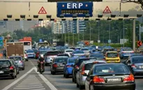 Singapore mạnh tay thực thi các biện pháp giải quyết ùn tắc giao thông