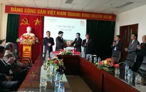 Trao tặng máy tính cho các xã khó khăn của Nghệ An, Lai Châu