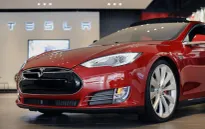 Tesla dự kiến sẽ huy động 1,5 tỷ USD để sản xuất xe sedan Model 3
