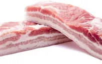 Hà Tĩnh: Yêu cầu thu hồi công văn vận động giáo viên mua 10kg thịt lợn