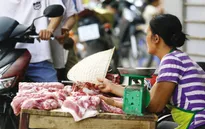 Các chợ truyền thống ở Hà Nội giảm 30% giá bán thịt lợn