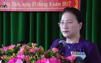 Chủ tịch Quốc hội tiếp xúc cử tri tại Phong Điền, Cần Thơ