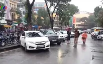Hà Nội chính thức có bảng giá trông giữ ô tô, xe máy từ 1/1/2018