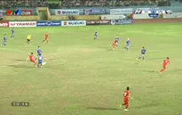 VIDEO: Xuân Trường kiến tạo sắc sảo, Văn Toàn dứt điểm chệch khung thành