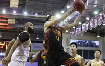VBA 2017: Thắng thuyết phục Hanoi Buffaloes, Saigon Heat giữ vững ngôi đầu bảng