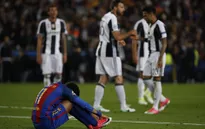 Chùm ảnh: Các cầu thủ Barcelona gục ngã nhìn Juventus vào bán kết