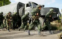 Ukraine: Đụng độ trước thềm thực thi thỏa thuận ngừng bắn