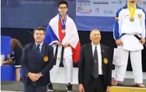 Hai chàng trai gốc Việt đoạt giải vô địch karate châu Âu
