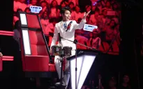Giọng hát Việt nhí: Vũ Cát Tường vừa đánh trống vừa "bắn" rap trên ghế nóng