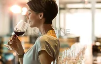 3 bước cơ bản để nếm rượu vang của các chuyên gia