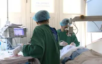 Bệnh viện Mắt Trung ương khám, mổ mắt miễn phí cho hơn 200 người cao tuổi tỉnh Hải Dương