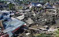 Không khí tang thương bao trùm sau động đất, sóng thần tại Indonesia