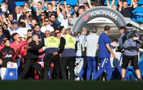 VIDEO: Mất chiến thắng ở giây cuối, Mourinho điên tiết đòi "tẩn" HLV Chelsea