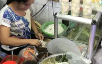 Xử phạt thức ăn đường phố- liệu có khả thi
