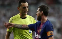 Trọng tài từng “giúp” Barcelona thắng Real sẽ bắt chính tại Siêu kinh điển